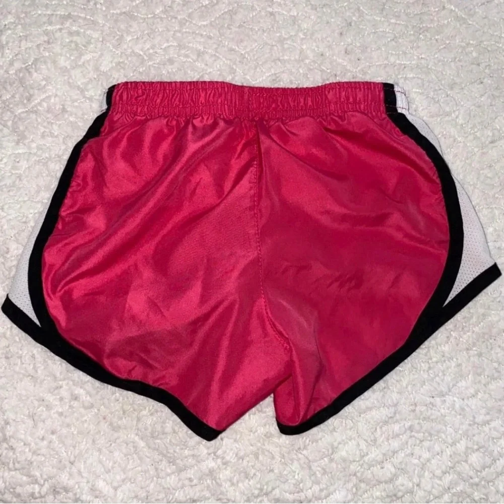 💞 Little Girls Size 5 Magenta Pink Danskin Now Running Shorts